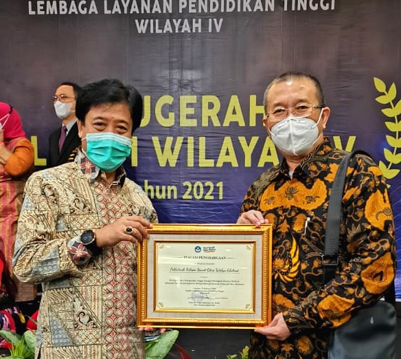 Politeknik Kelapa Sawit Citra Widya Edukasi meraih penghargaan GOLD WINNER