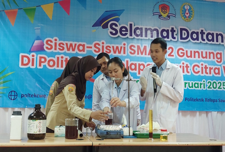 Kunjungan Campus Tour SMAN 2 Gunung Putri ke Kampus Politeknik Kelapa Sawit CWE